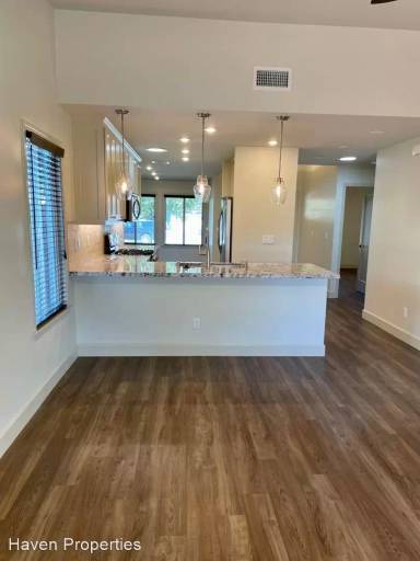 Main picture of 71 Chuparrosa Dr