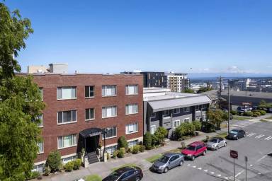 Main picture of 247 Tacoma Ave S