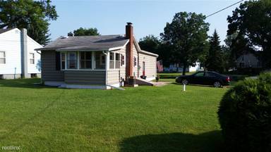 Main picture of 390 Jefferson Dr