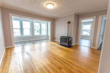 Main picture of 12 Cumberland St