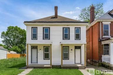Main picture of 540 Kelton Ave