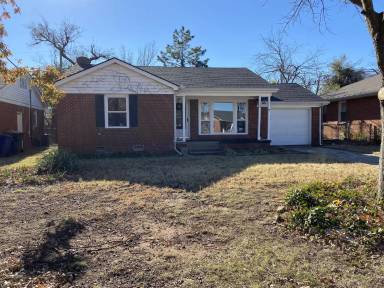 Main picture of 1520 Carlisle Ct