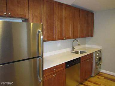 Main picture of 17 Bow St