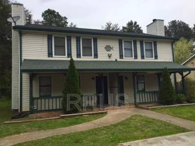 Main picture of 2934 Lakemont Dr SW