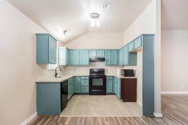 Main picture of 901 Switzerland Ave