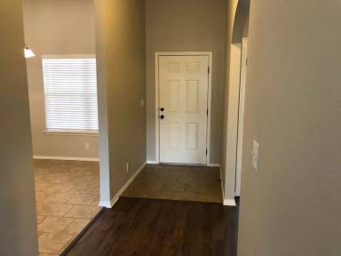 Main picture of 14763 S Lakewood Ave