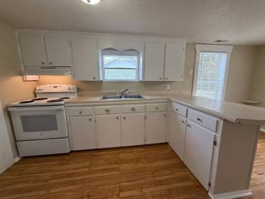 Main picture of 2161 Hines Farm Rd