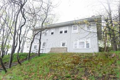 Main picture of 1789 Commonwealth Ave