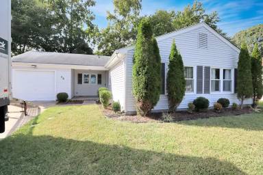 Main picture of 36 Sanlun Lakes Dr