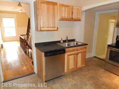 Main picture of 63 Grove St