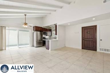Main picture of 203 Oswego Ave