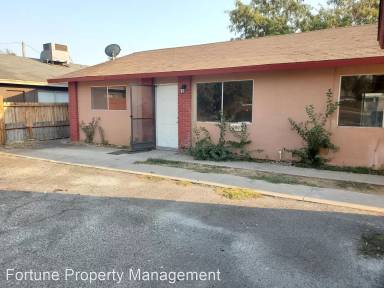 Main picture of 3007 W Walnut Ave
