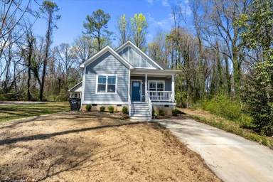 Main picture of 2644 Elmin St
