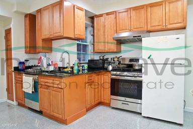 Main picture of 179 Northampton St