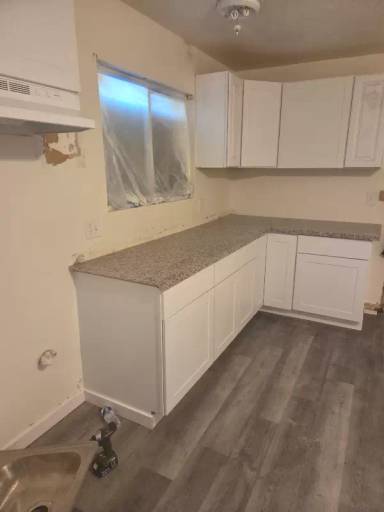 Main picture of 1102 L St