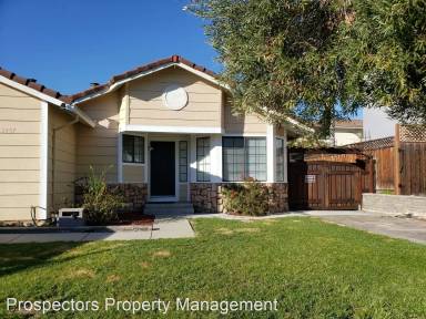Main picture of 3357 San Saba Dr