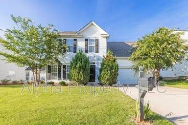 Main picture of 210 Highgate Cir
