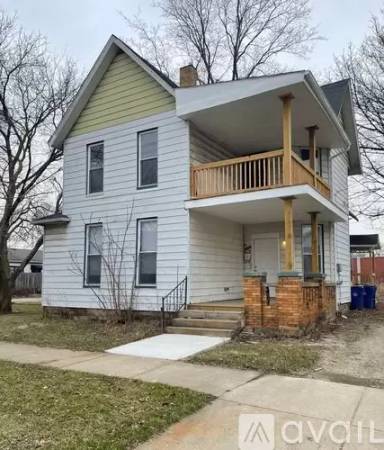 Main picture of 3216 Riverside Ave