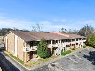 Main picture of 4200 Penny St SW