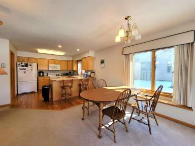 Main picture of 2400 Durston Rd