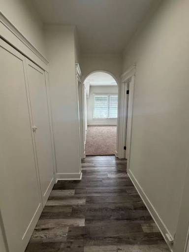Main picture of 2805 S Vermont Ave
