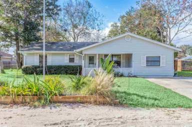 Main picture of 848 Queen Rd