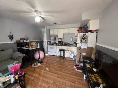 Main picture of 28 Harley Dr