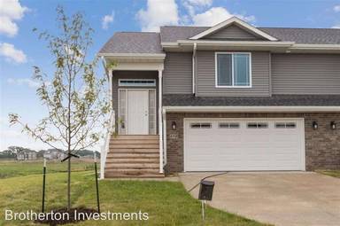 Main picture of 490 Anne Blvd