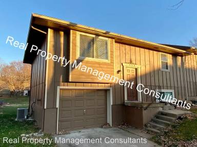 Main picture of 908 SW Kingscross Rd