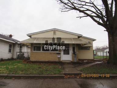 Main picture of 428 S Dearborn St