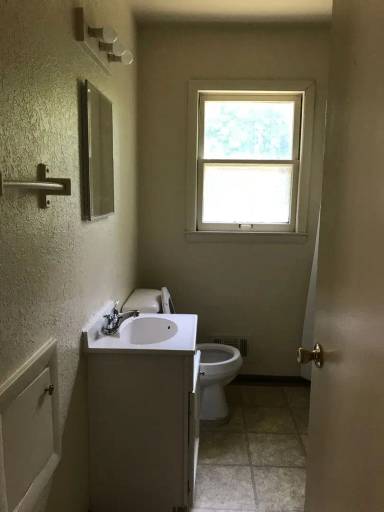 Main picture of 7029 W Thurston Ct