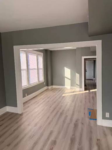 Main picture of 9630 S Forest Ave