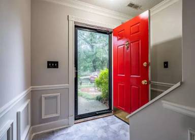 Main picture of 1383 Poplar Pointe SE