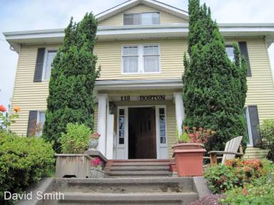 Main picture of 118 Boston St