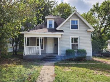 Main picture of 1036 W Hamilton St