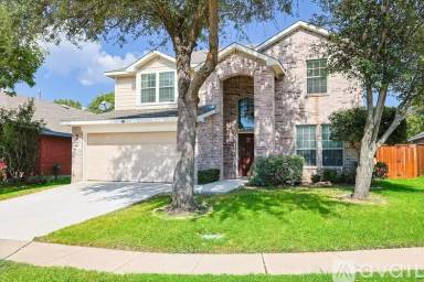Main picture of 6604 Oak Falls Dr