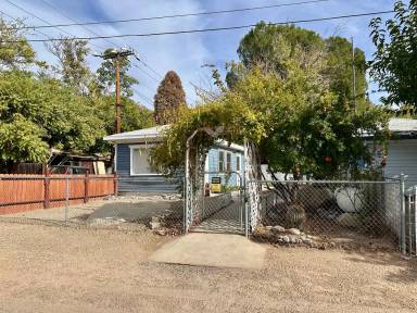 Main picture of 222 Big Blue Rd