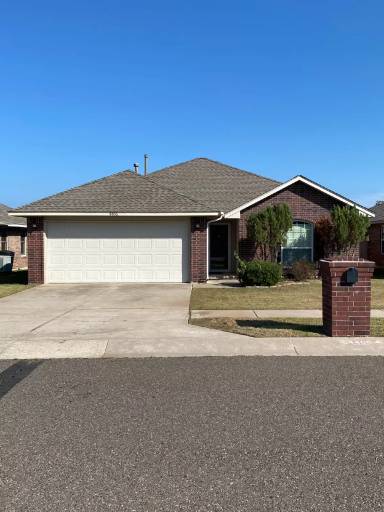 Main picture of 4406 Apple Blossom Cir