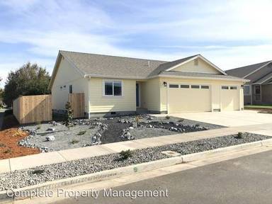 Main picture of 1835 Linda Way
