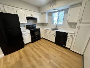 Main picture of 3500 70th St