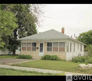 Main picture of 11 Idaho Ave