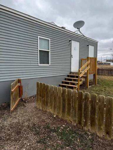 Main picture of 102 6th Street