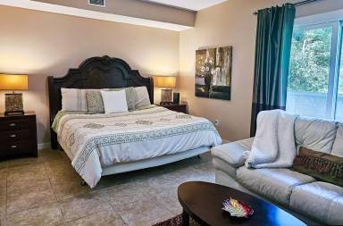 Main picture of 945 Registry Blvd