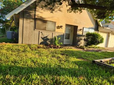 Main picture of 220 Countryside Dr