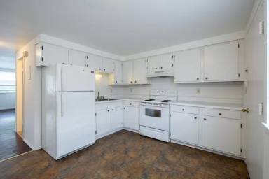 Main picture of 50-62 E 6C St