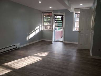 Main picture of 2138 E 27th St
