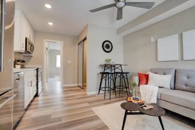 Main picture of 418 10th Ave