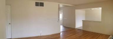 Main picture of 2002 Linda Ln
