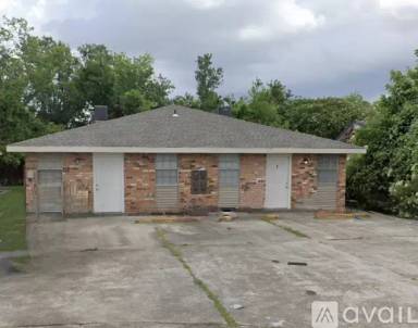 Main picture of 3 Claremont Pl