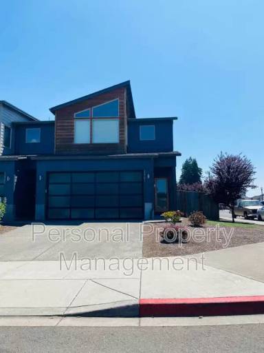 Main picture of 12201 NE 115th St